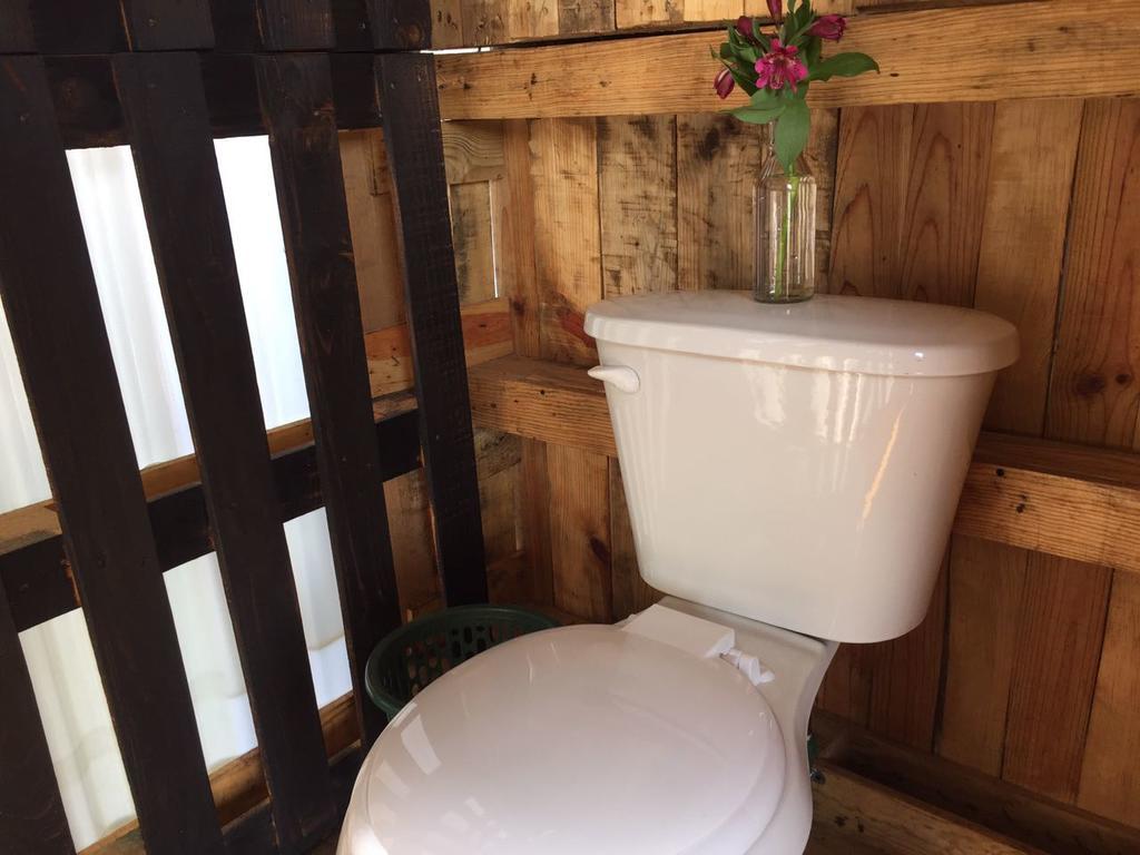ホテルAcatitlan Glamping バジェ・デ・ブラボ エクステリア 写真